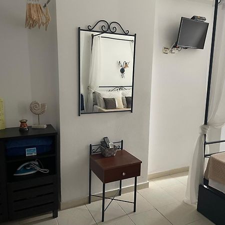 Anastasia Studios, Apartments & Suites Archangelos  Bagian luar foto